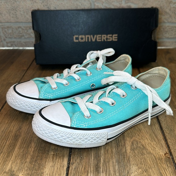 Converse Light Aqua Chuck Taylor All Star Junior's Ox Lace Up Low Top / Sz 13Y - Picture 5 of 11